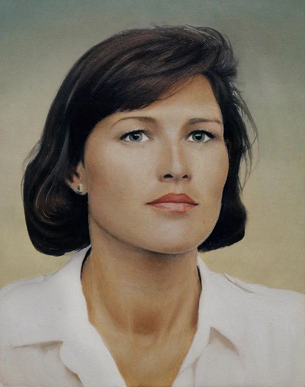 hand made close-up oil portrait of a woman